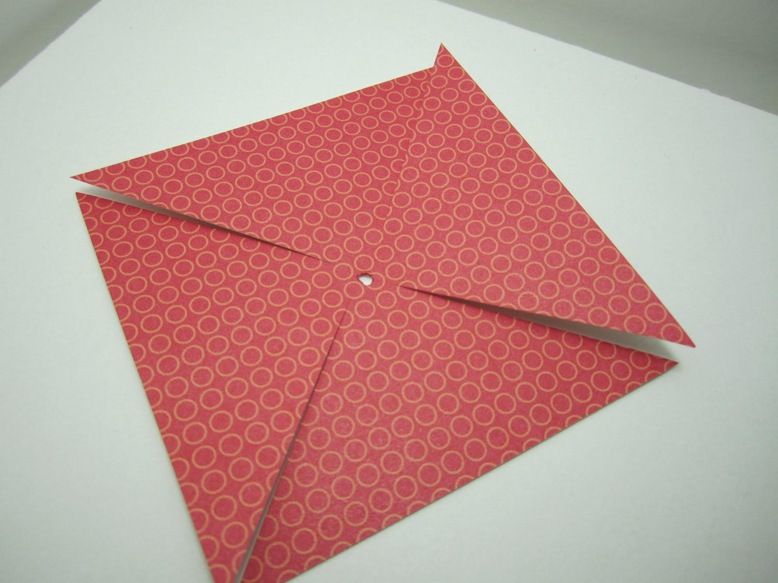 how to add html fold to a website