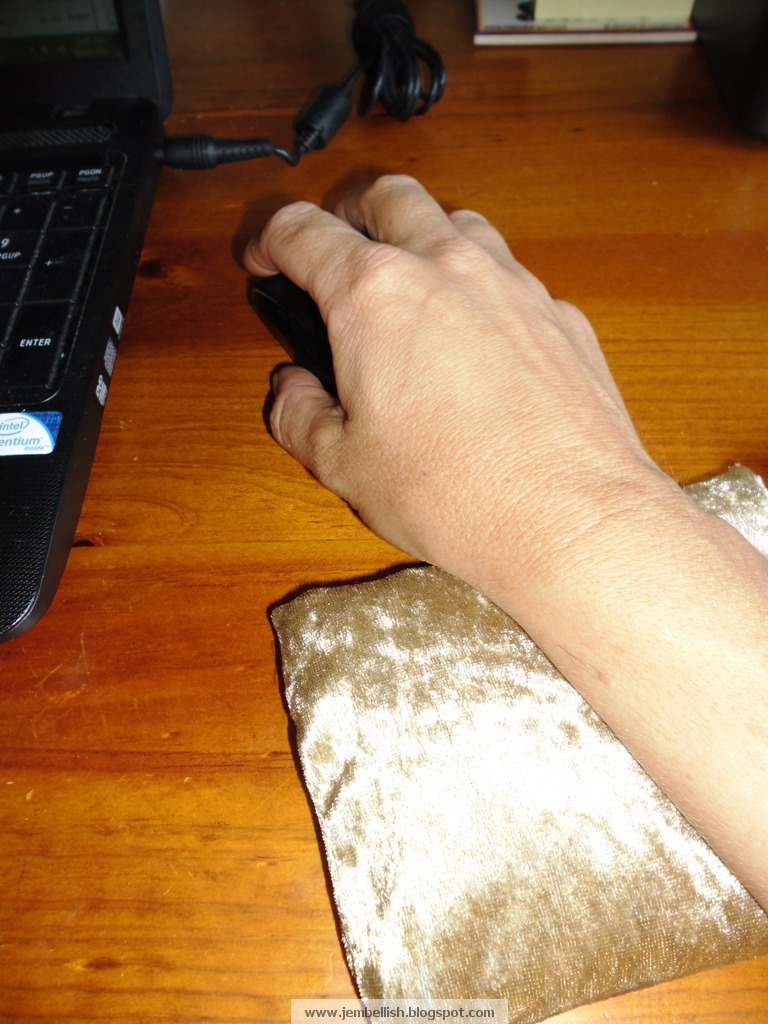 how to break your wrist in 5 minutes