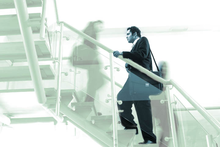 how to become a commercial portfolio manager