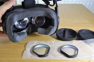 how to clean htc vive lens