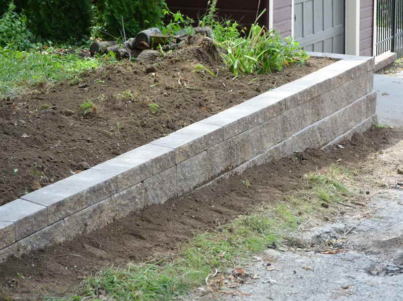 how to build a cinder block retaining wall video