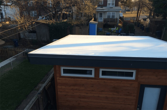 how to create slope on flat roof